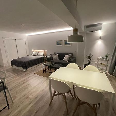 Apartamento C Y L Torremolinos Exterior photo
