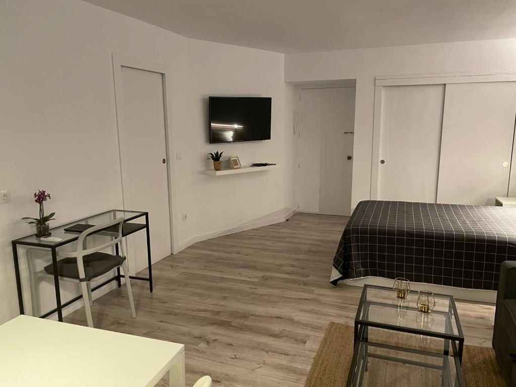 Apartamento C Y L Torremolinos Exterior photo