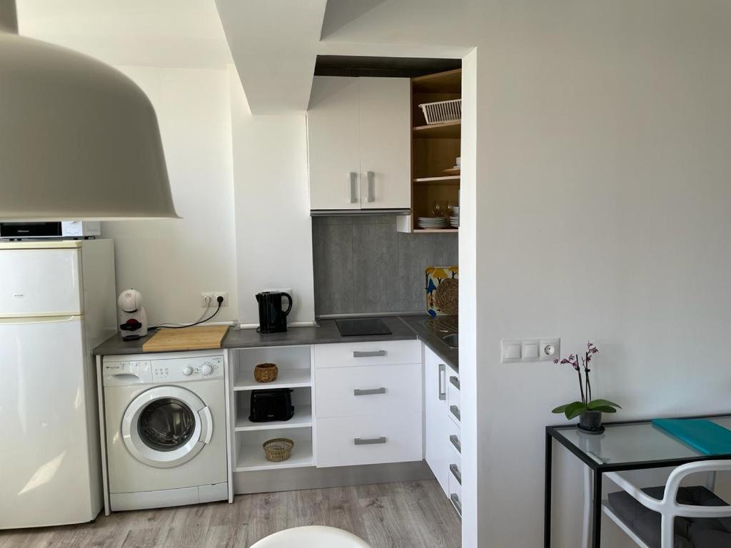 Apartamento C Y L Torremolinos Exterior photo